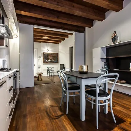 Molino Stucky Wi-fi R&r شقة *